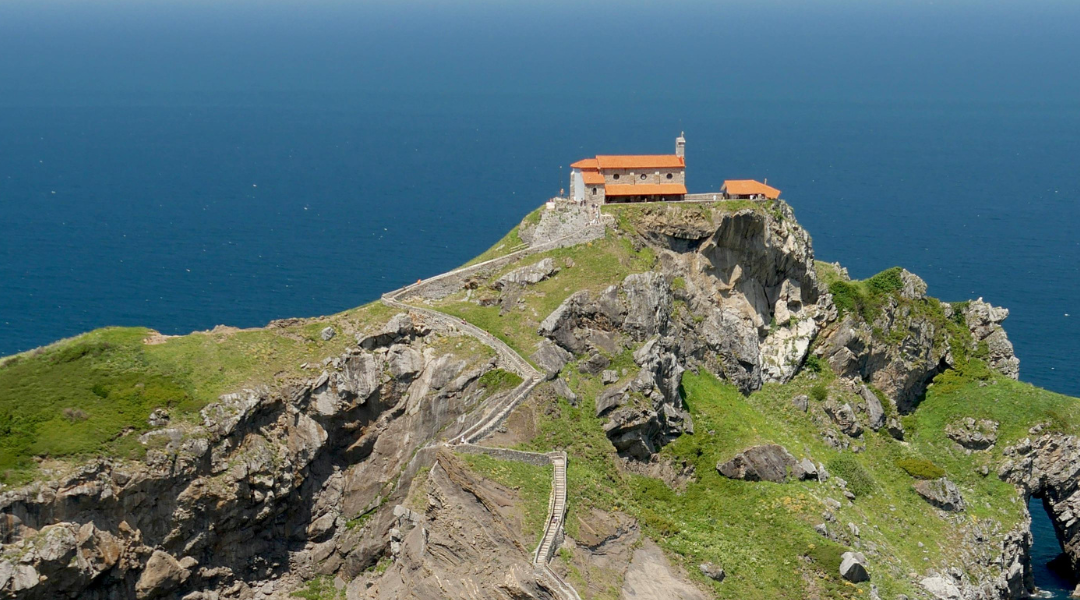 Cómo visitar San Juan de Gaztelugatxe desde Bilbao